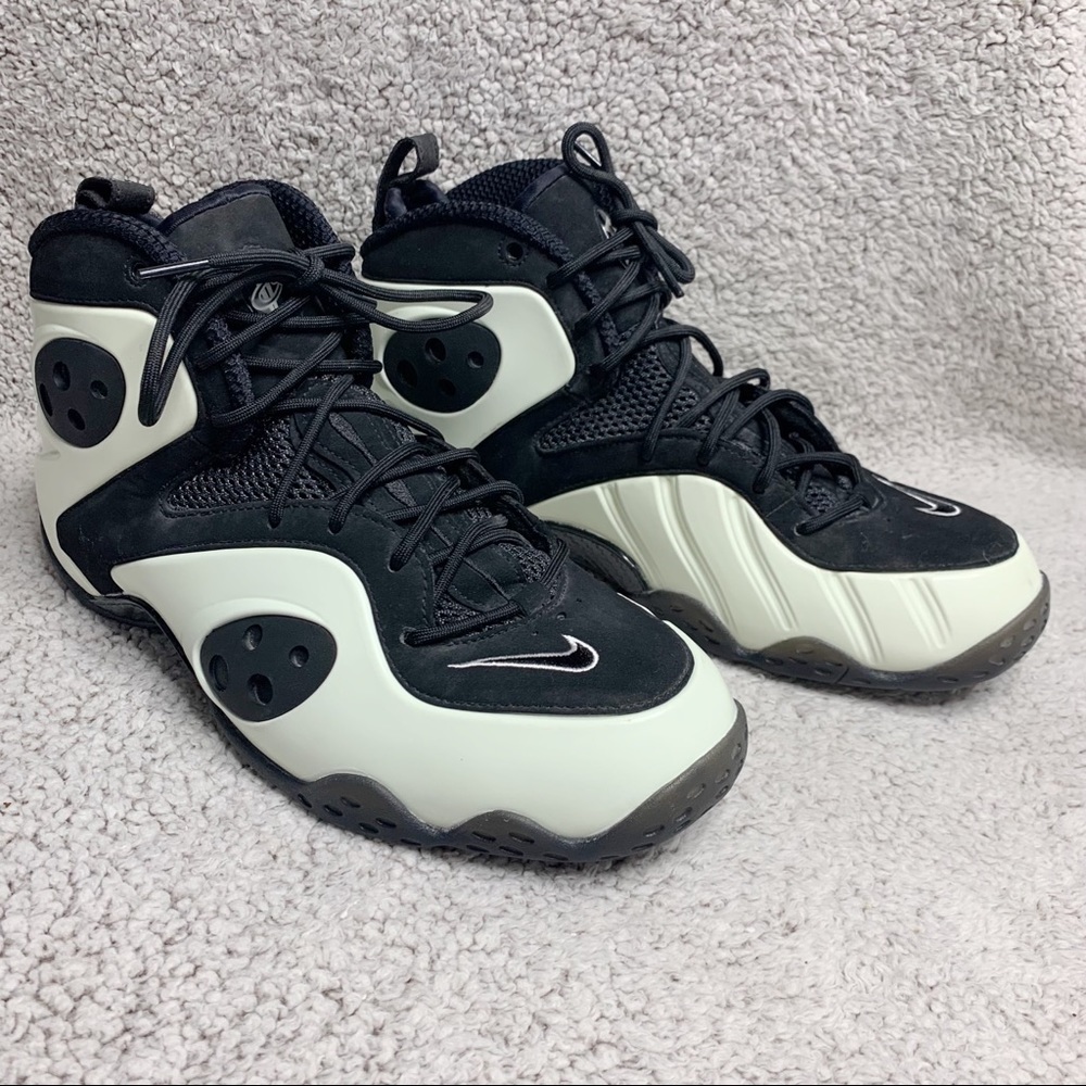 Nike Zoom Rookie QS 'Glow in the Dark' White/Black Men's Sneaker Size 11 - Picture 1 of 10